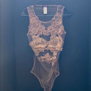 Nude lace Body suite!